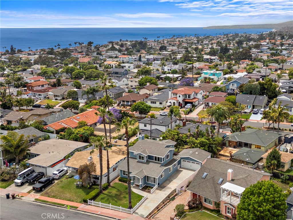 118 W Avenida Santiago