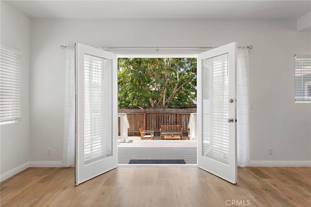 118 W Avenida Santiago