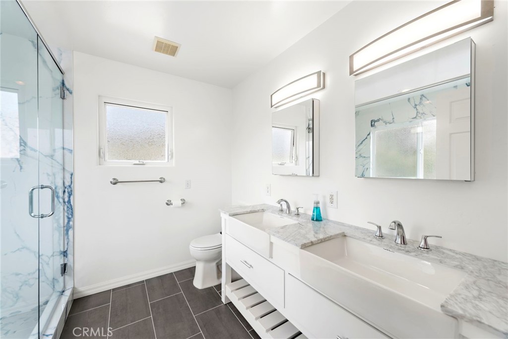 118 W Avenida Santiago