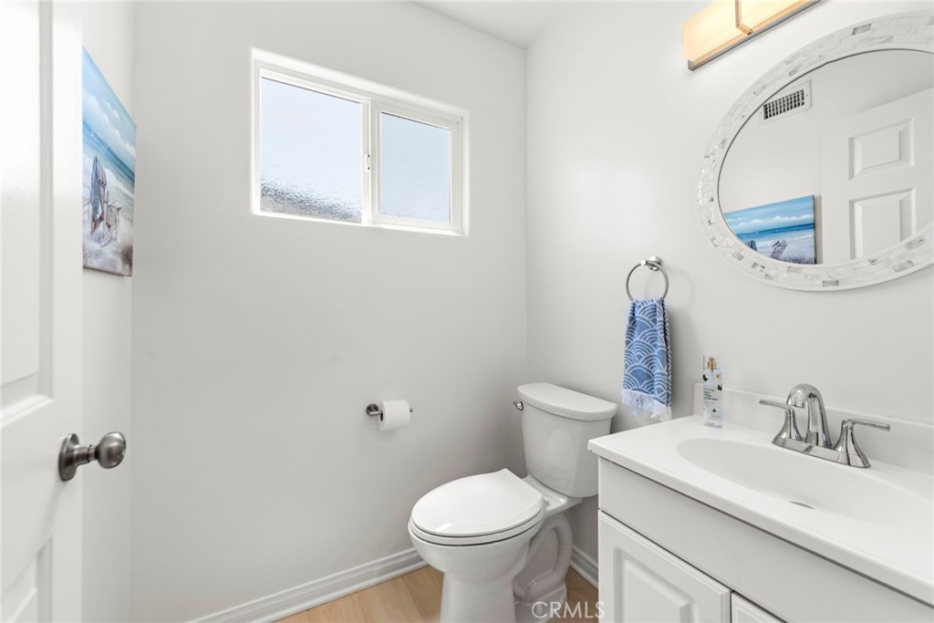 118 W Avenida Santiago