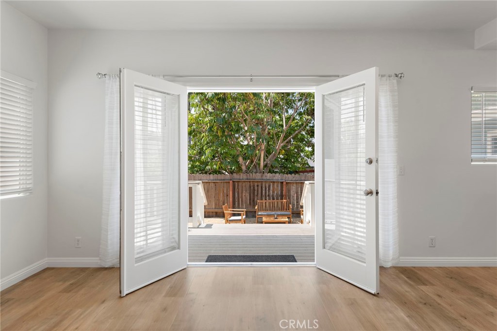 118 W Avenida Santiago