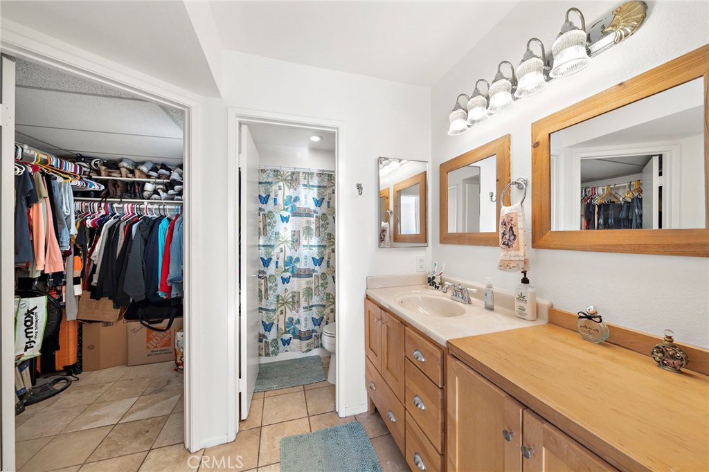 25761 Le Parc 82
