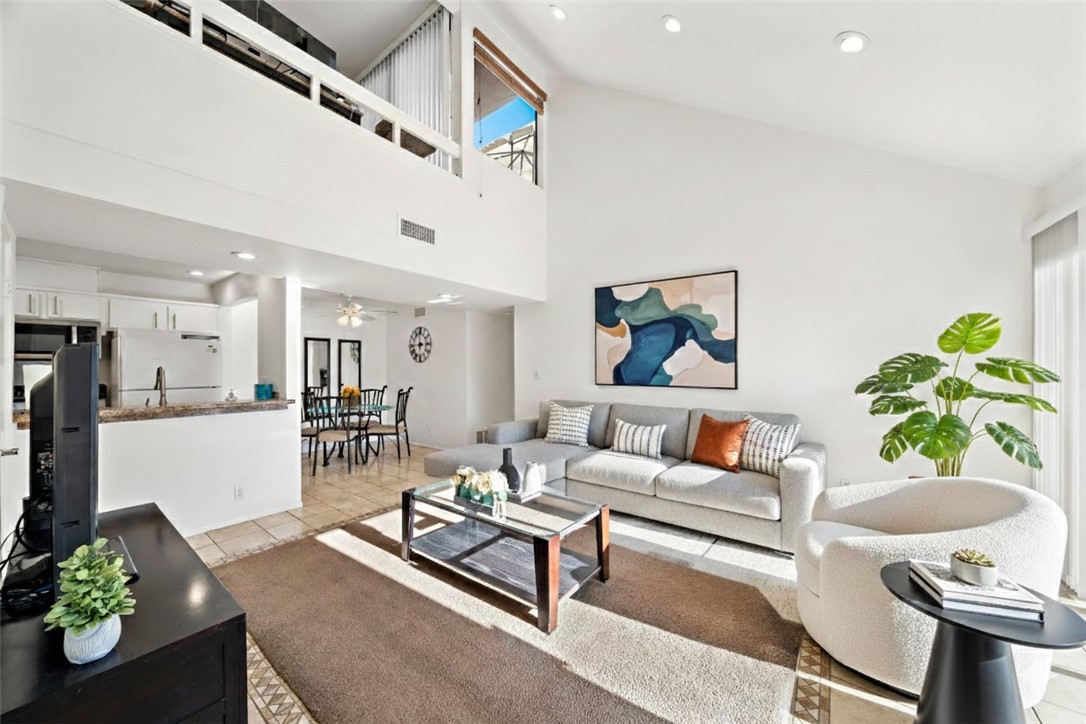 25761 Le Parc 82