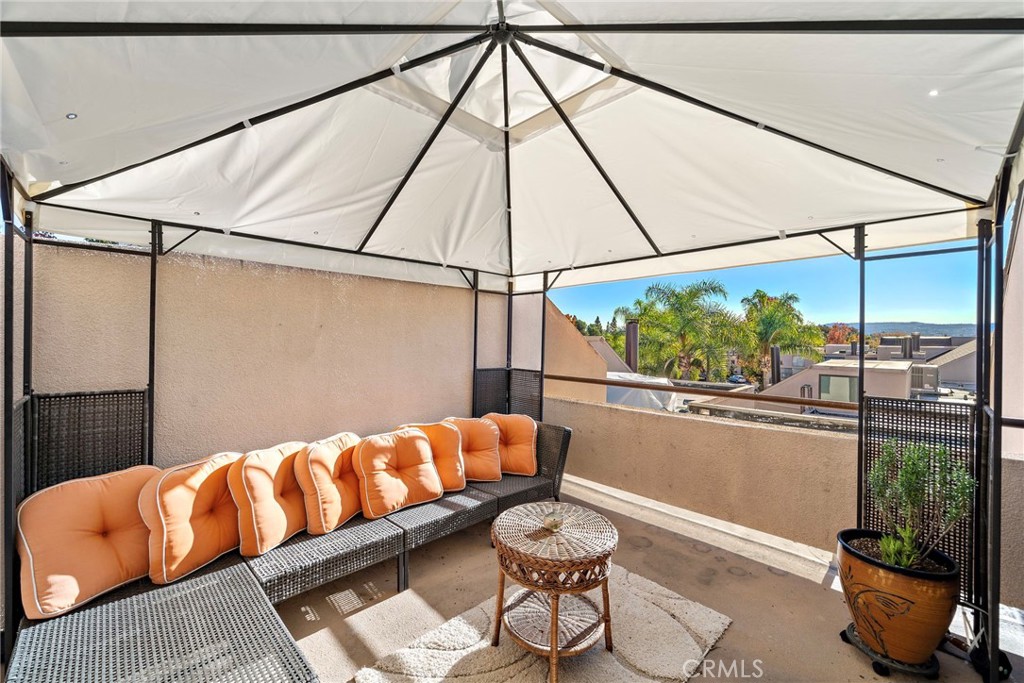 25761 Le Parc 82