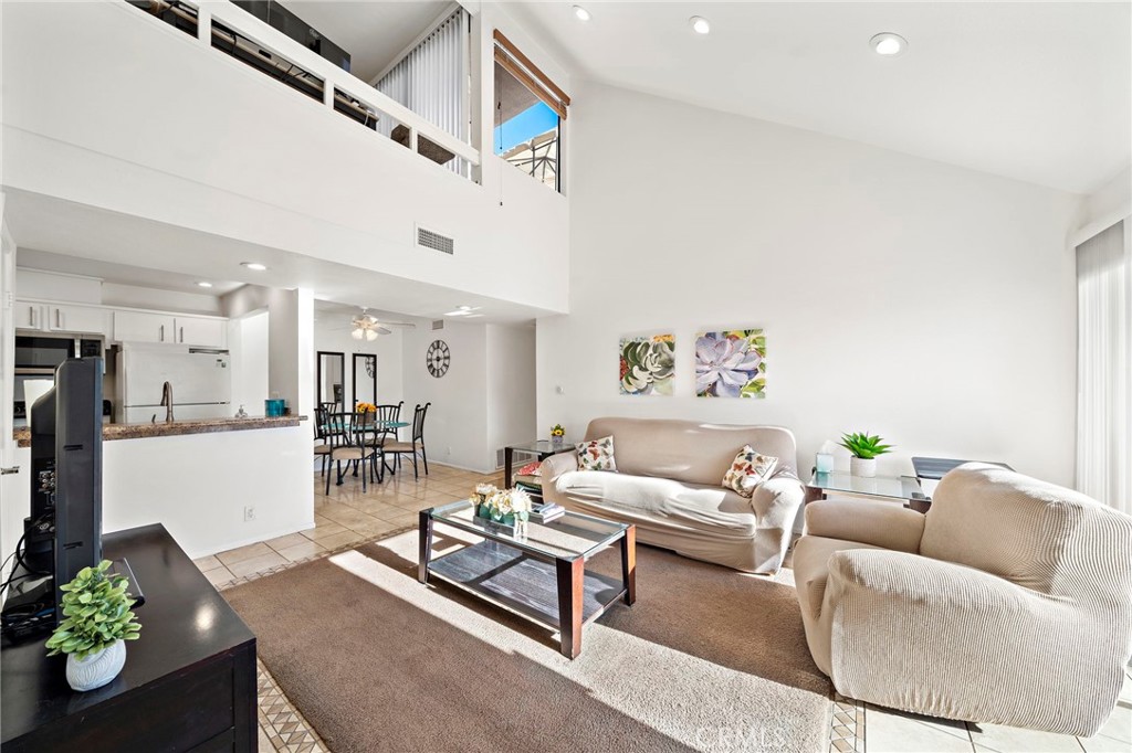 25761 Le Parc 82
