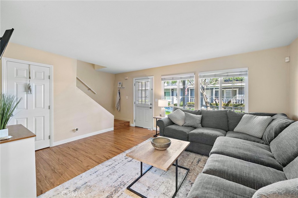 2404 Niagara