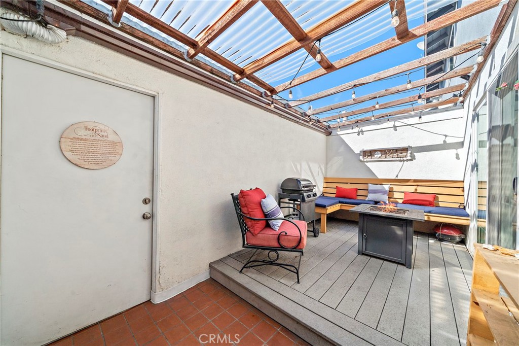 2404 Niagara