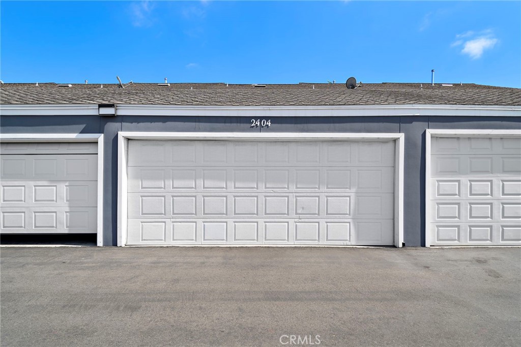 2404 Niagara
