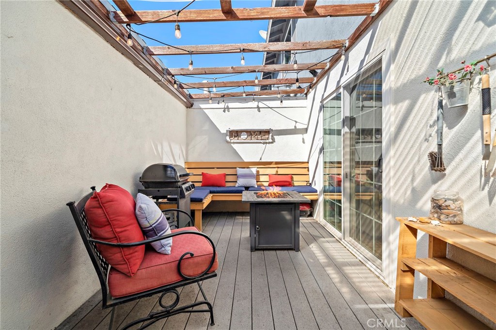 2404 Niagara