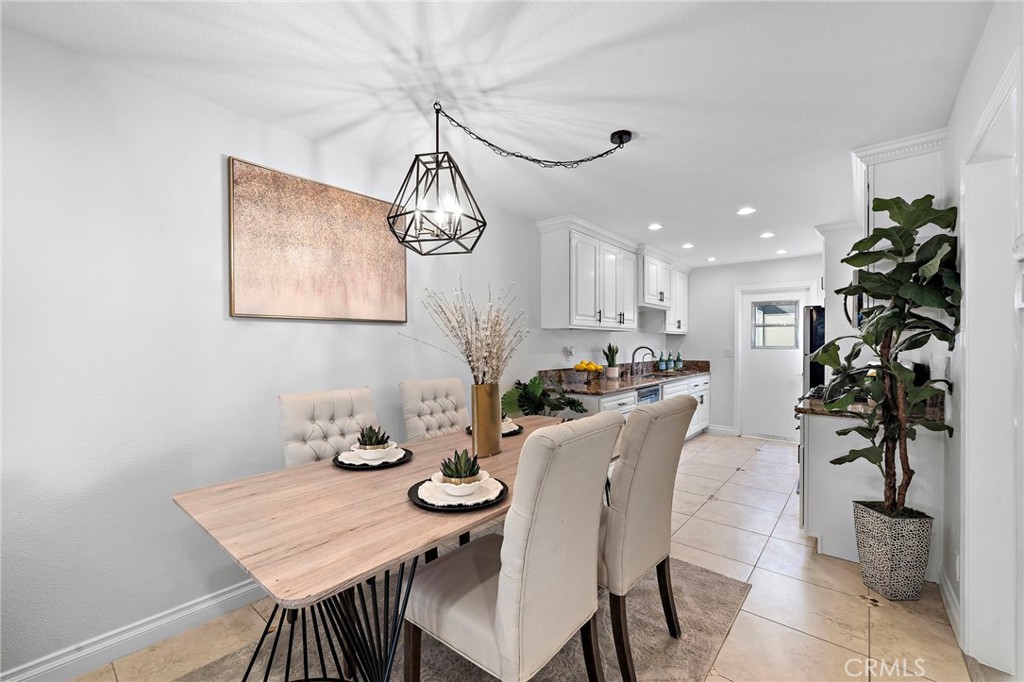 2338 Bunker Hill