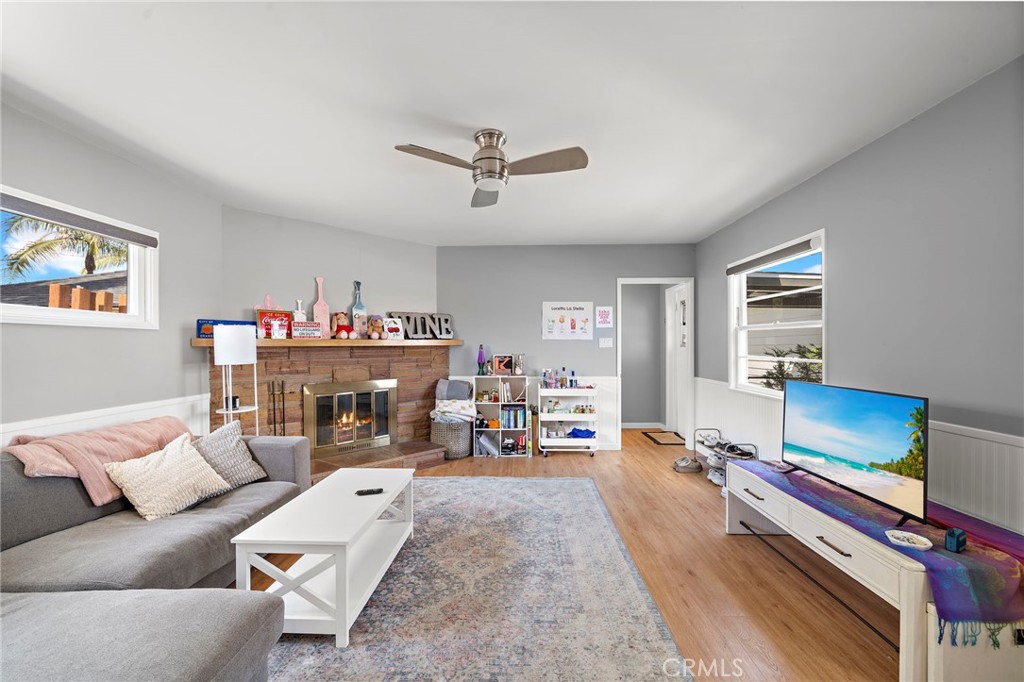834 N Grand Street