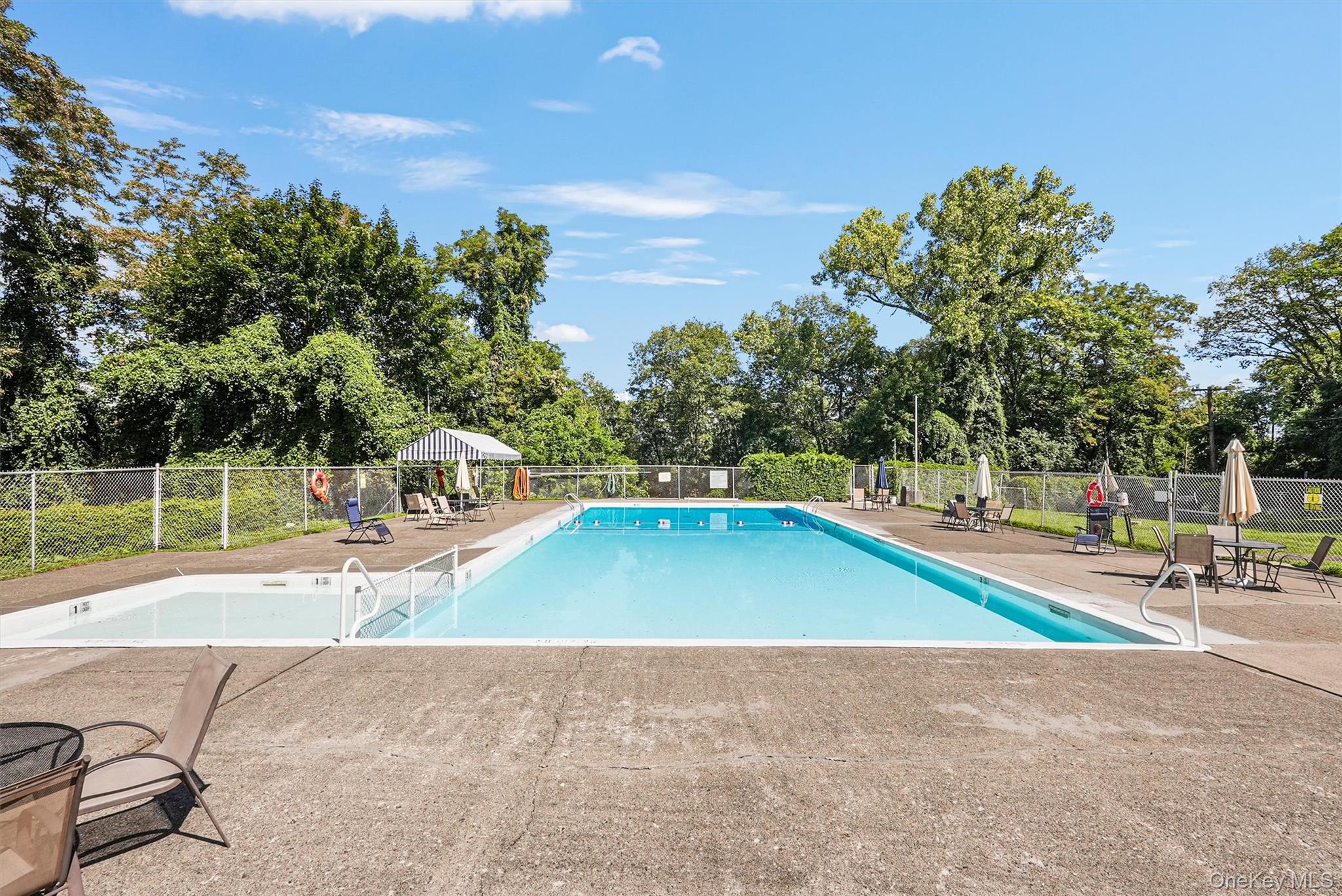 1 Lakeview Drive Unit: 1P