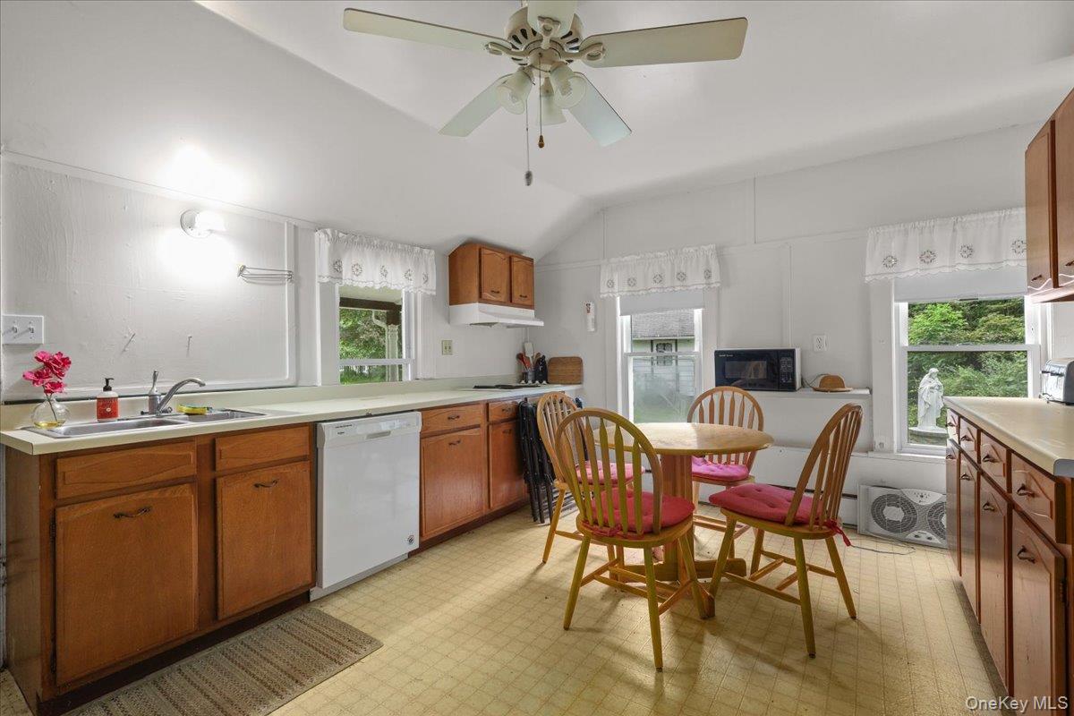 123-179 Sisters Hill Road