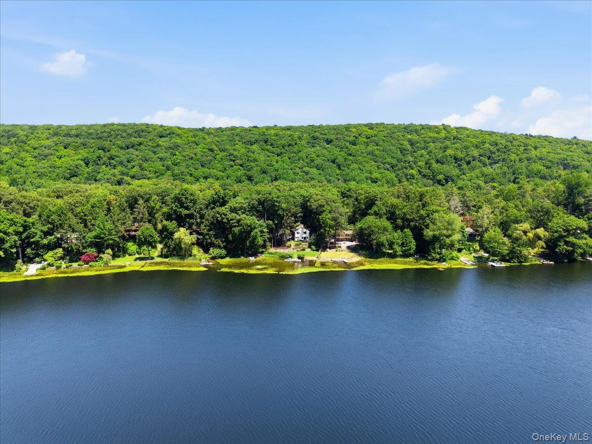 56 Twin Lakes Road