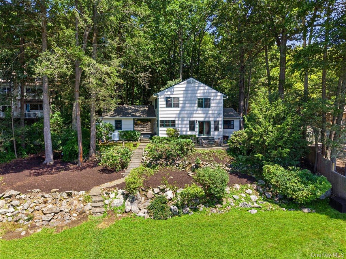 56 Twin Lakes Road