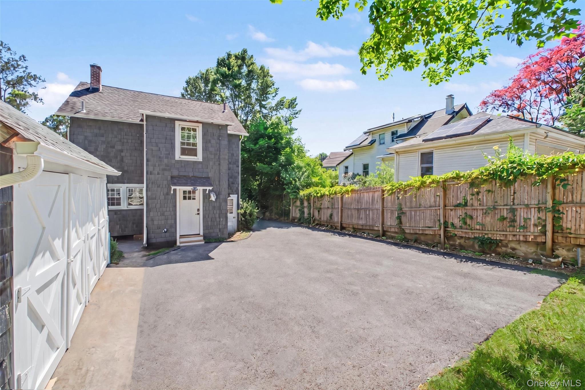 6 North Street Unit: 2