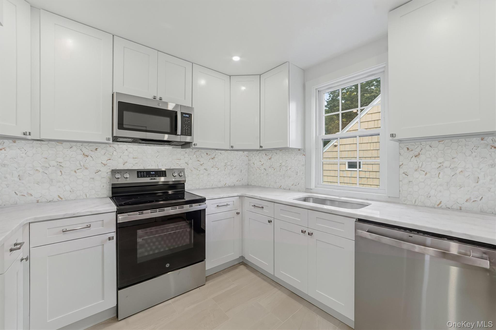 6 North Street Unit: 2