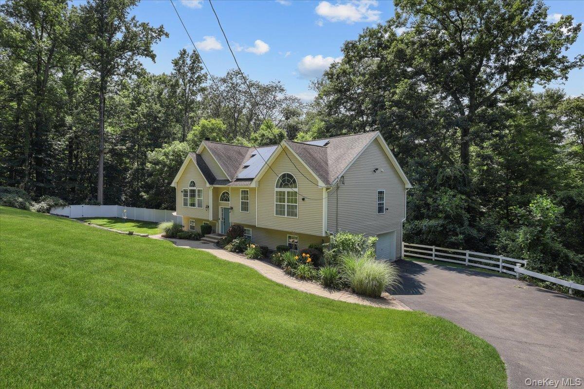 39 New Hill Road