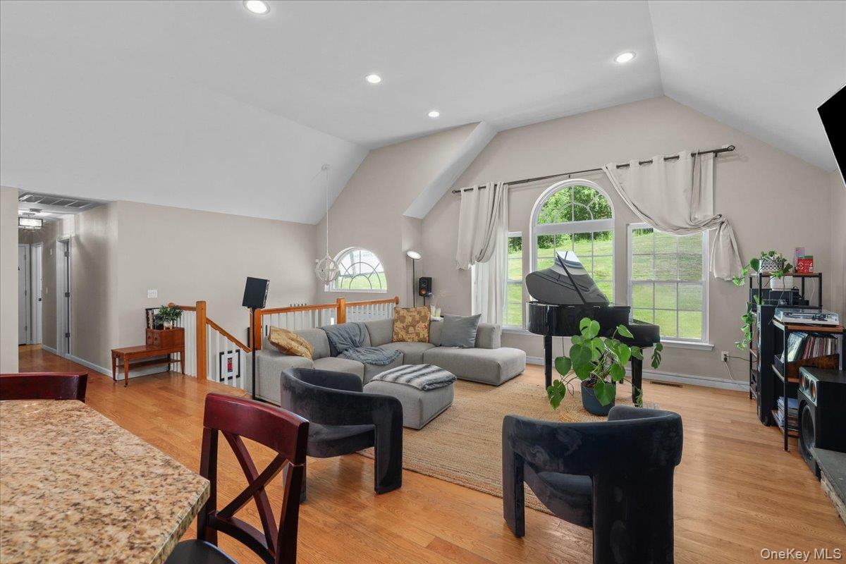 39 New Hill Road