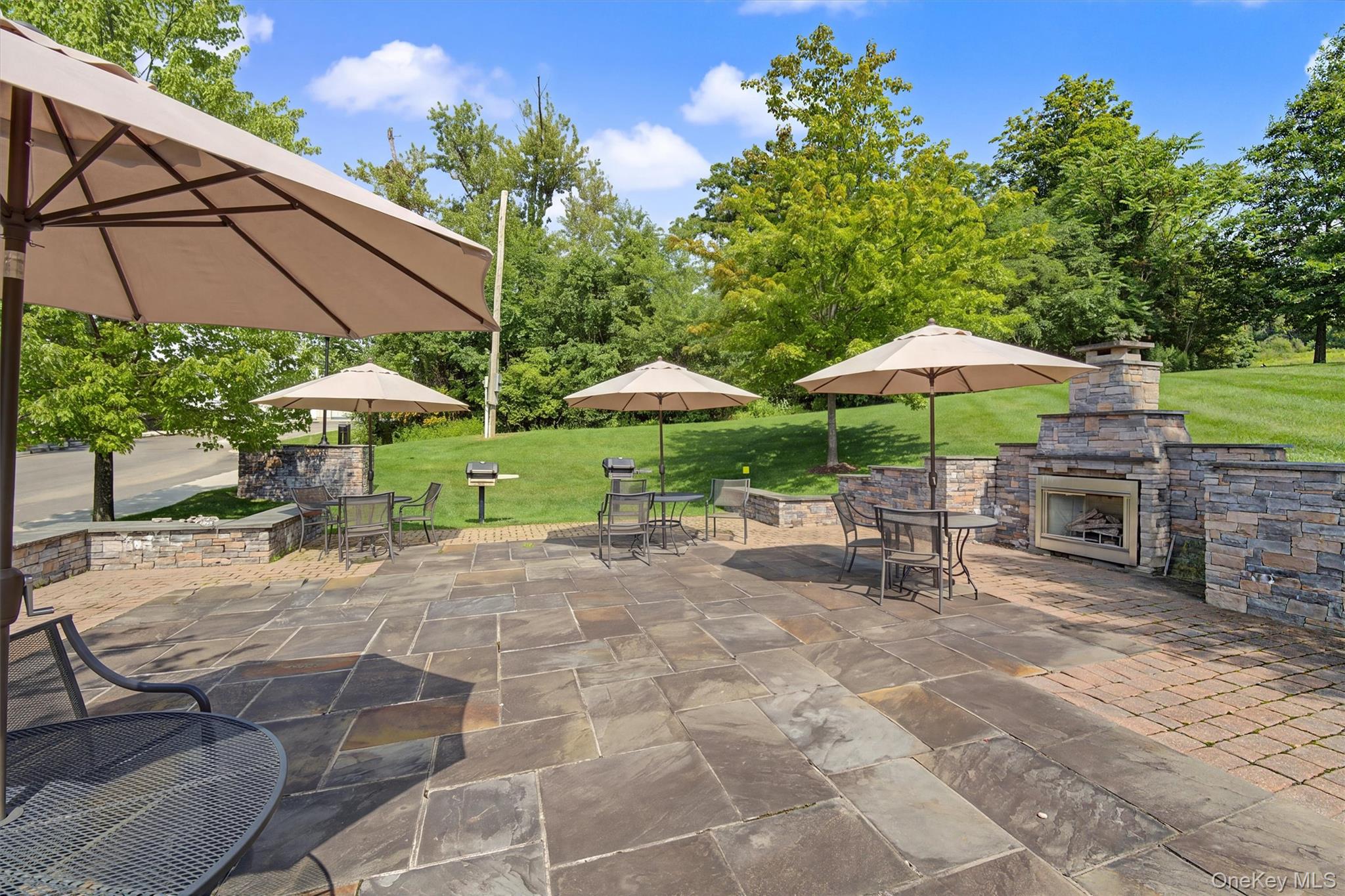 2806 Bennington Drive
