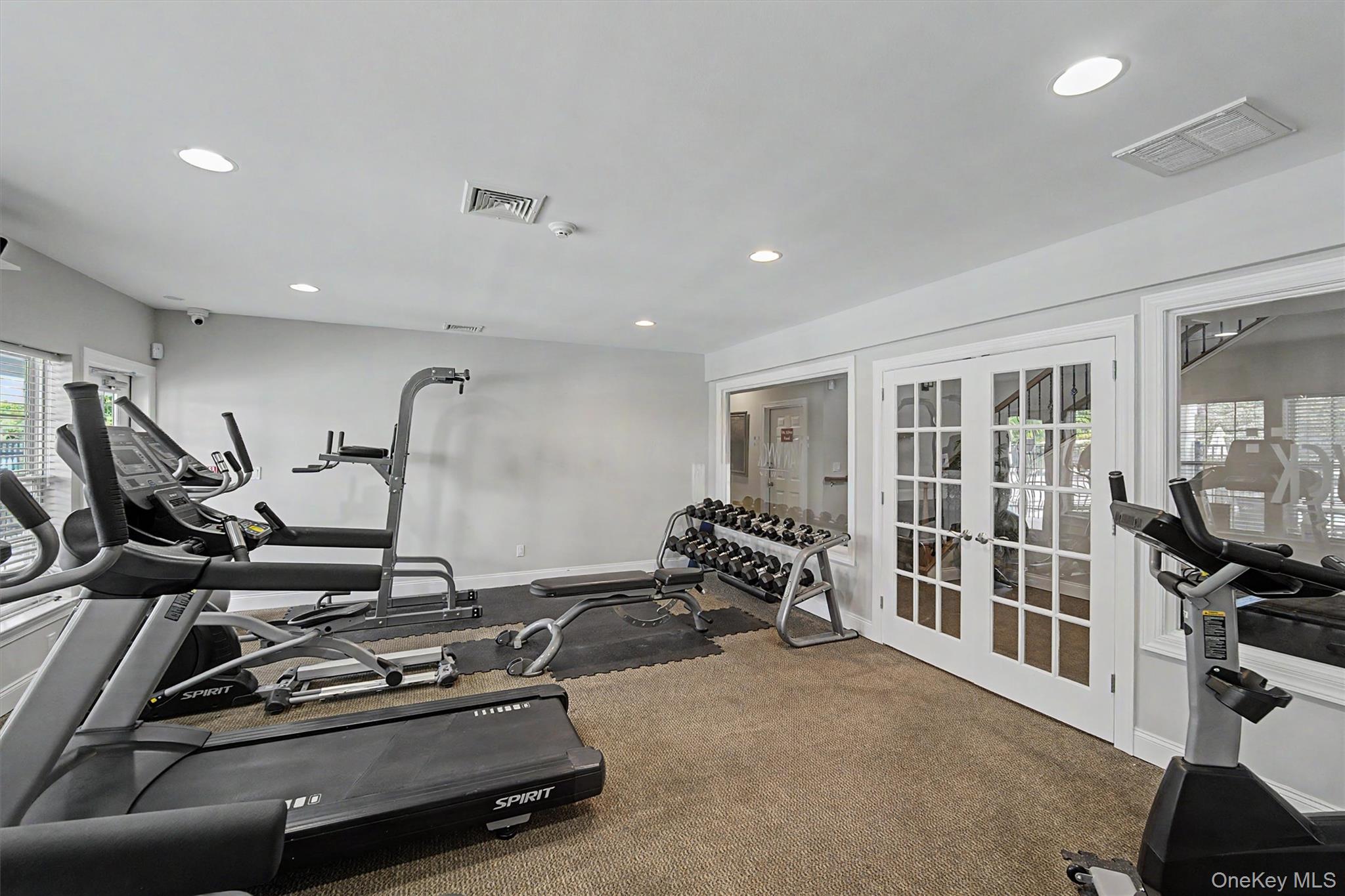 2806 Bennington Drive