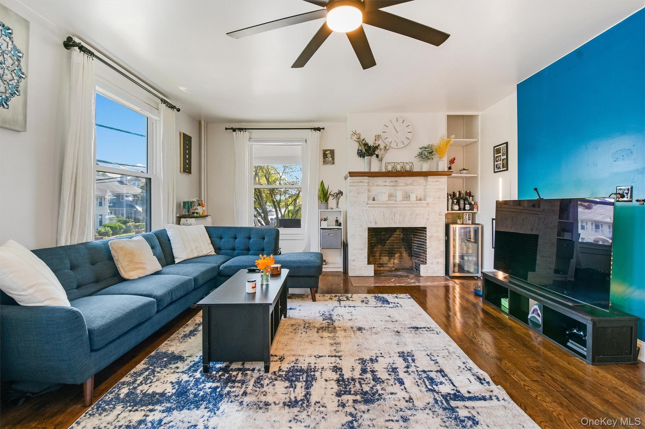 1 Bayview Avenue