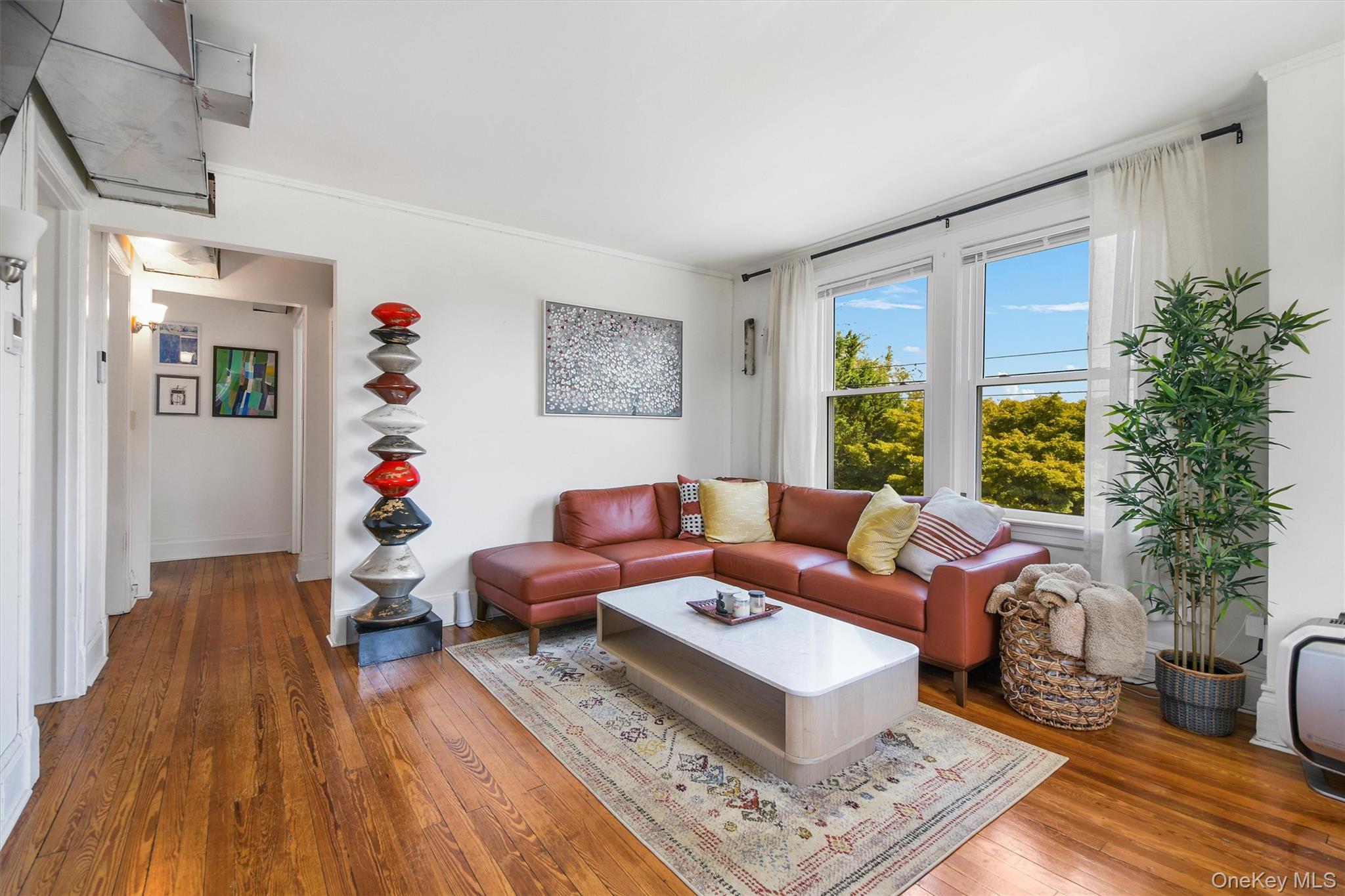 1 Bayview Avenue