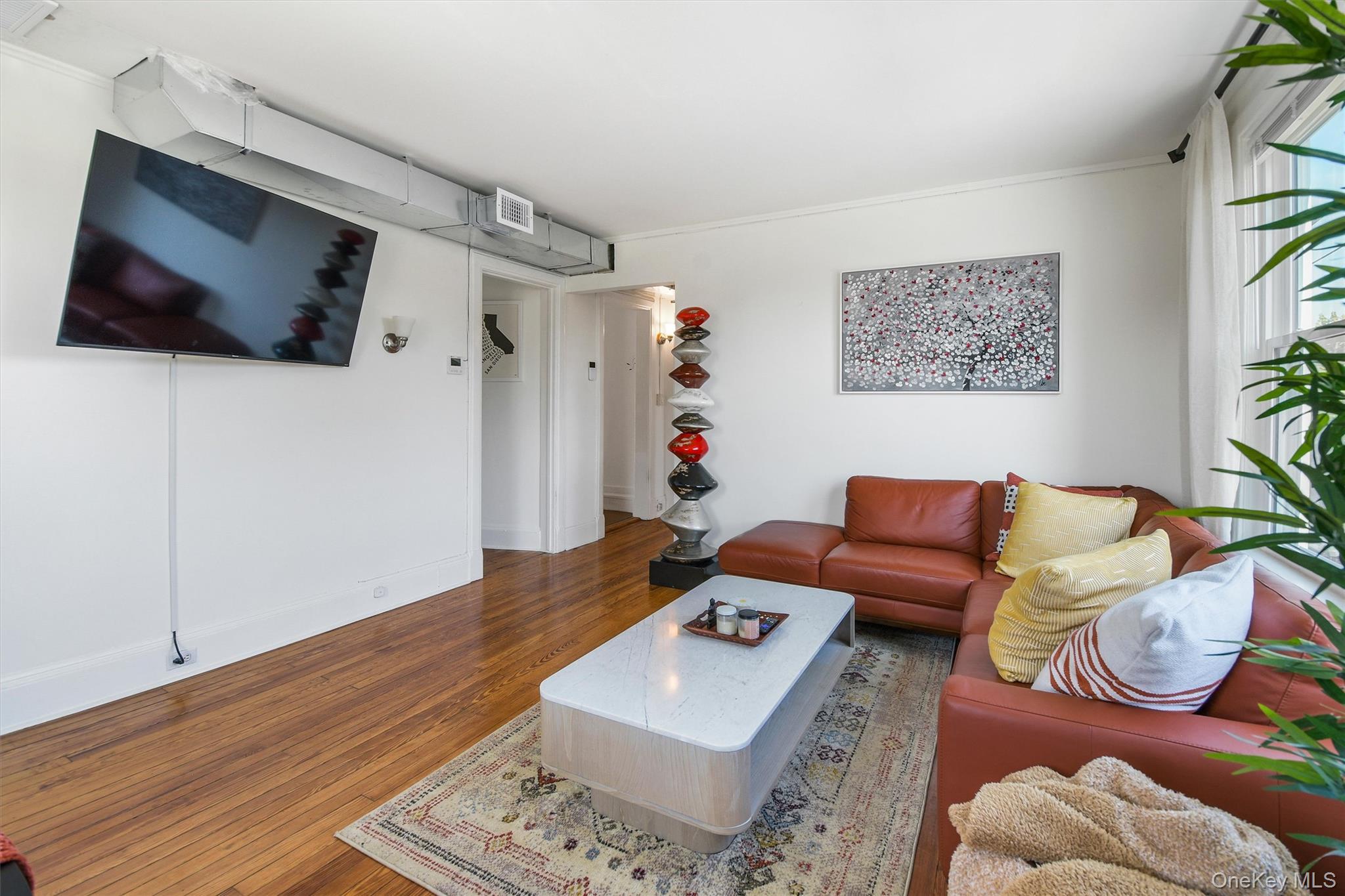 1 Bayview Avenue