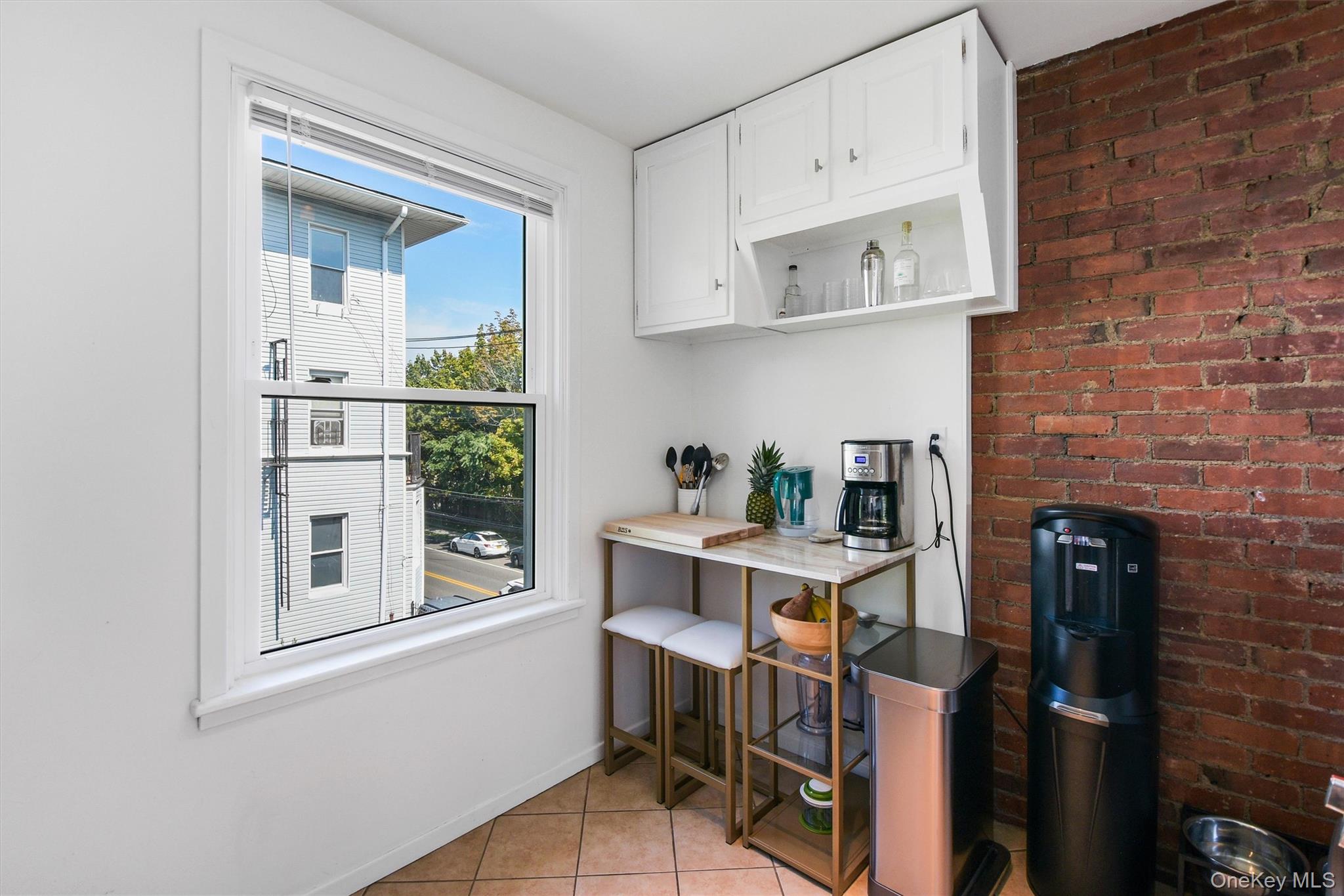 1 Bayview Avenue
