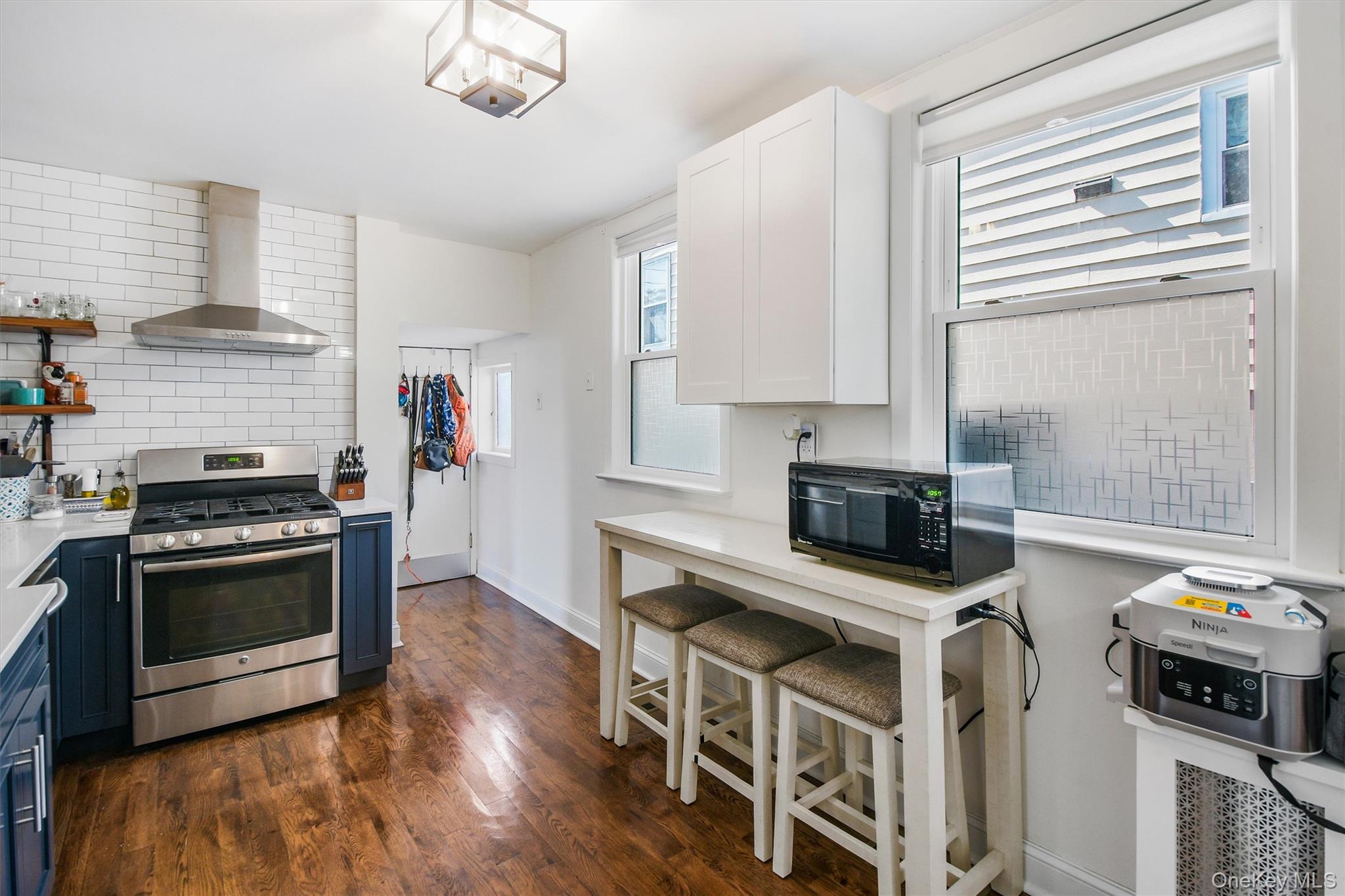 1 Bayview Avenue