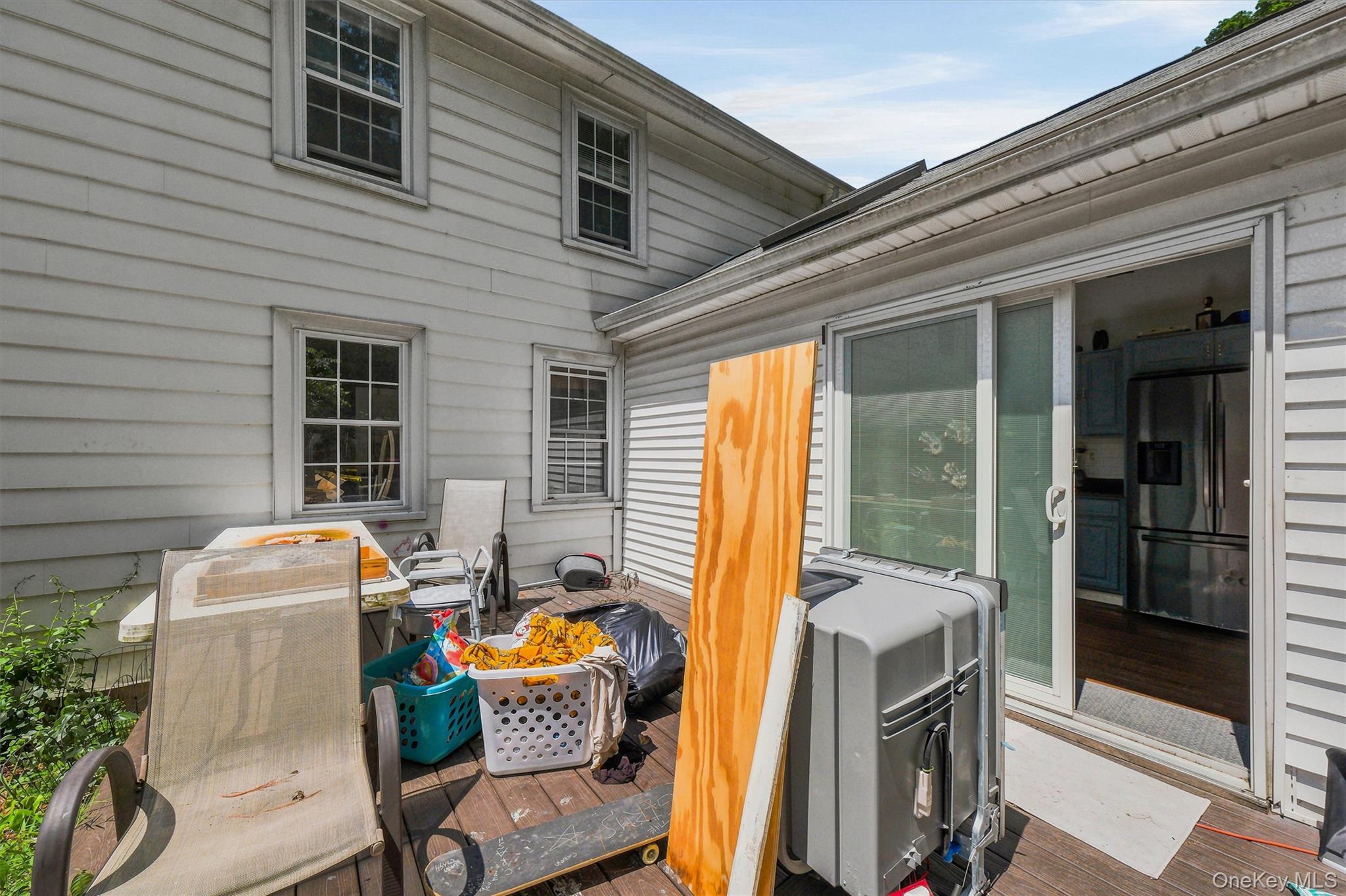 10 Dutchess Avenue