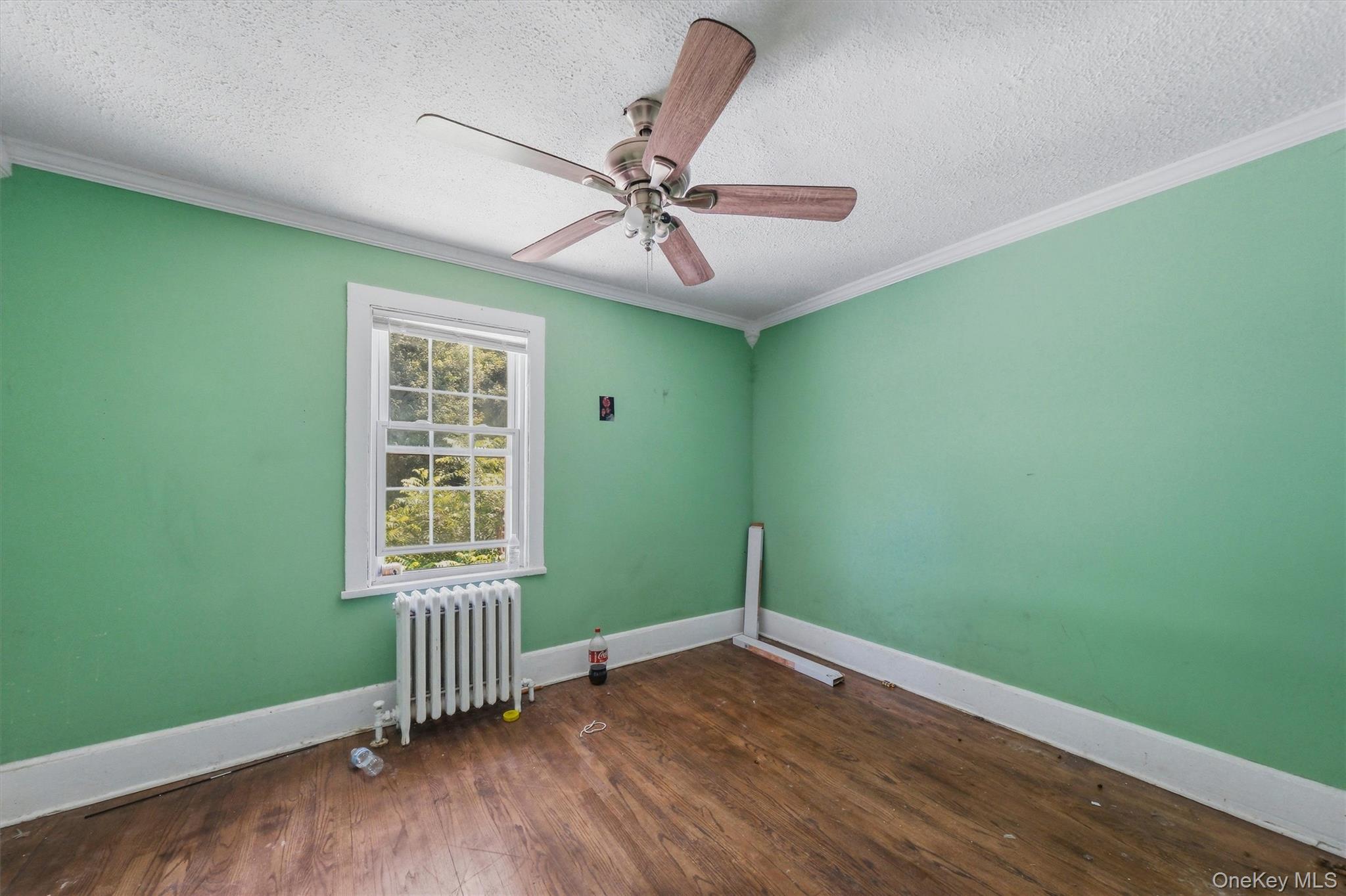 10 Dutchess Avenue