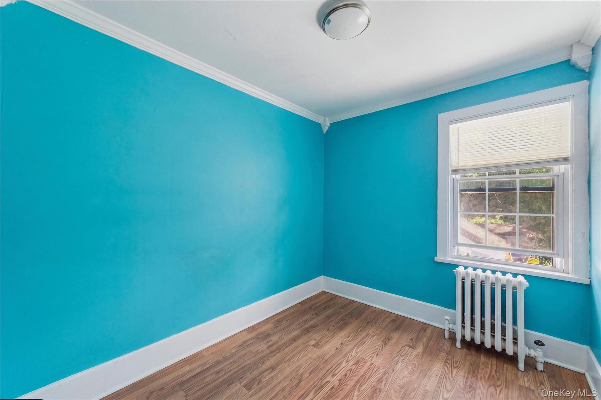 10 Dutchess Avenue