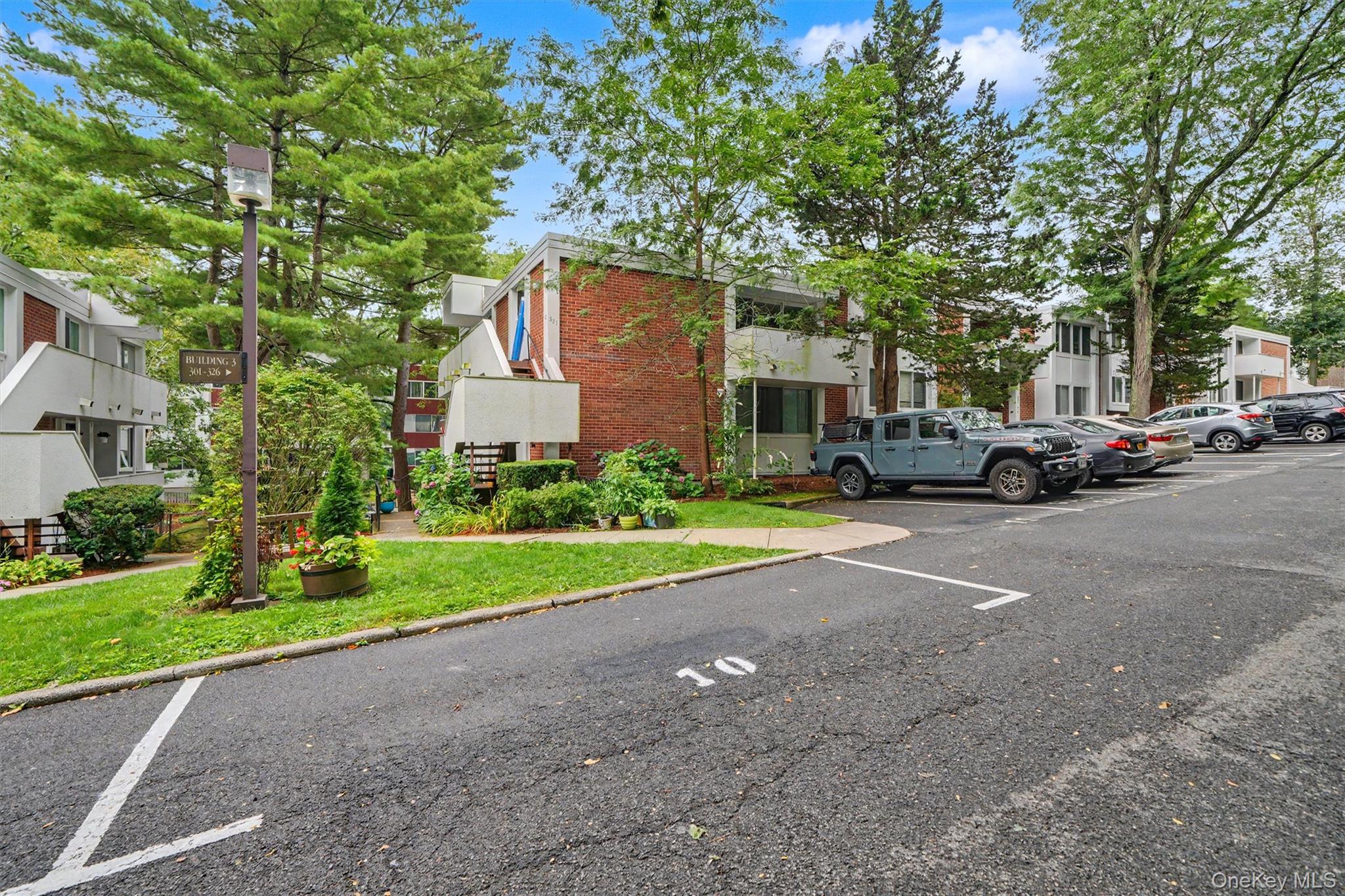321 Tallwood Drive