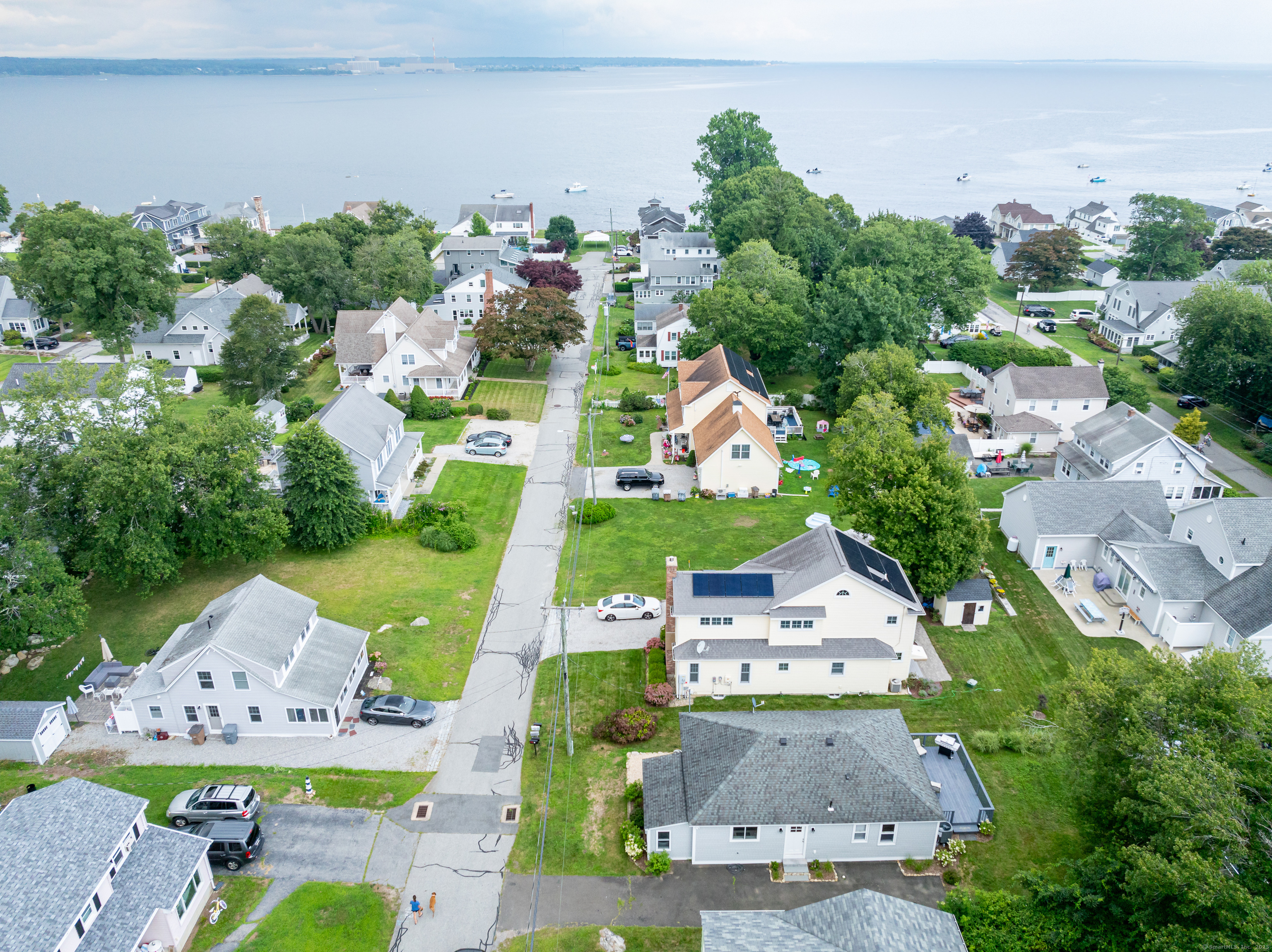 24 Sea Crest Avenue