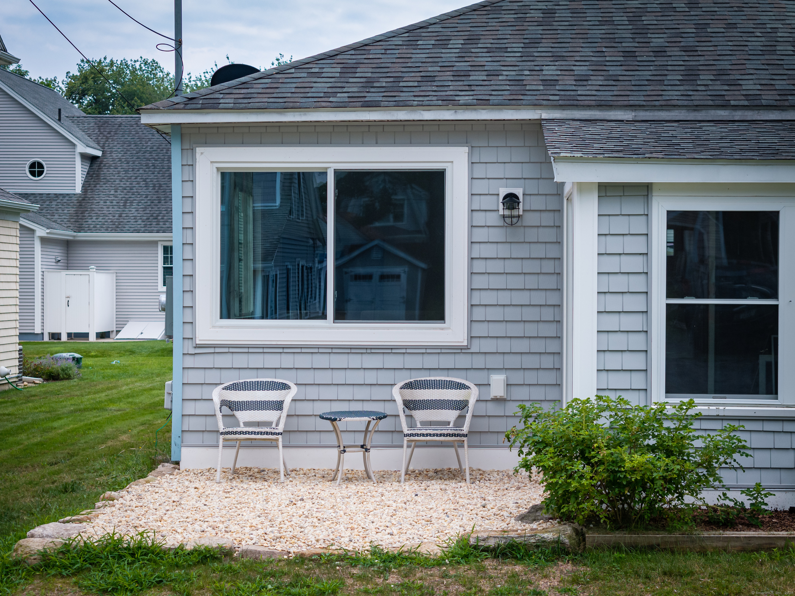 24 Sea Crest Avenue