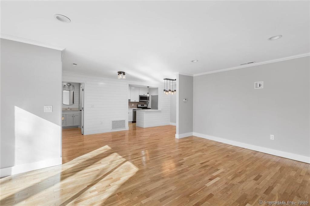 5 Apricot Lane 5