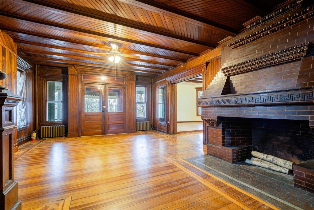 135 Sisters Hill Road