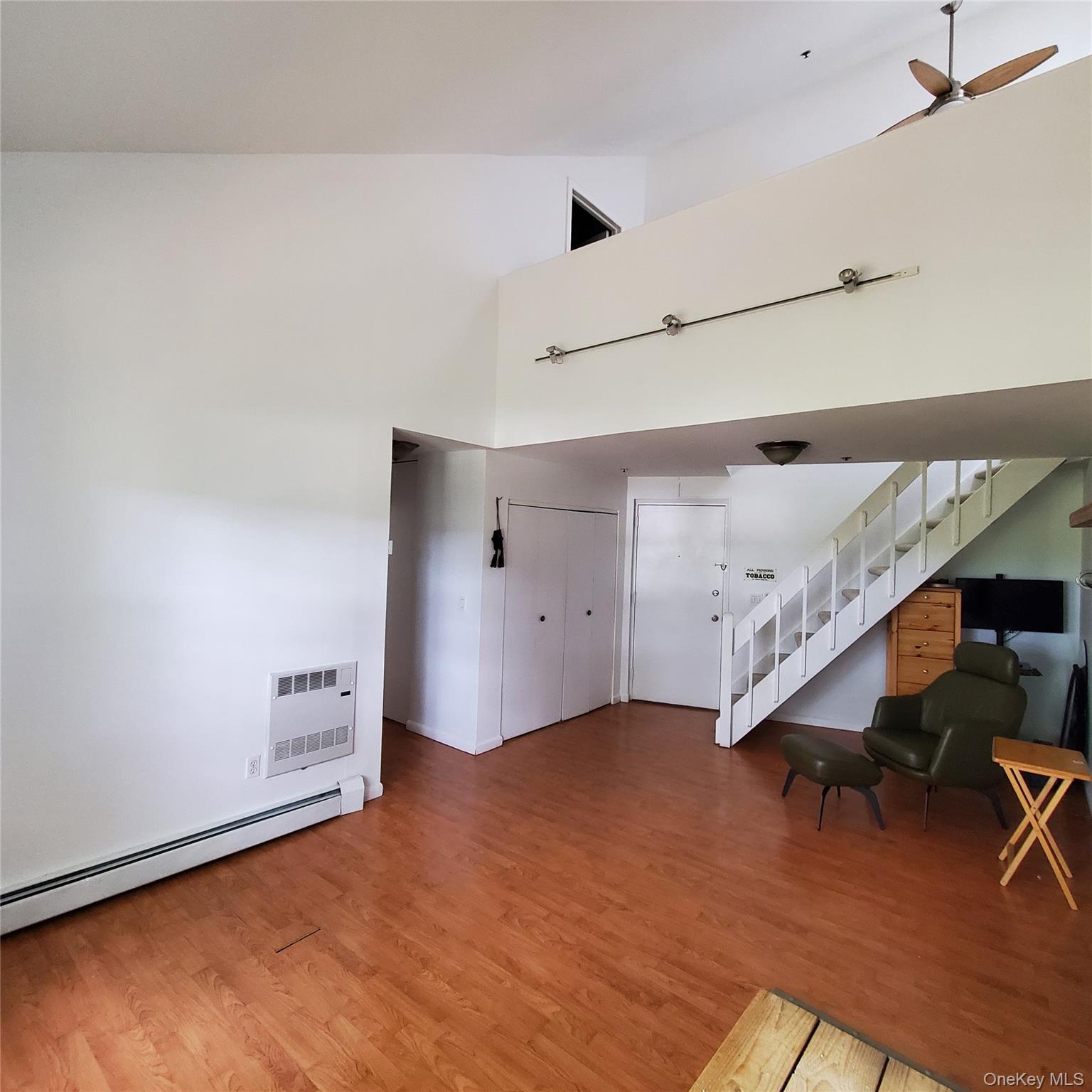 400 Mount Pleasant Avenue Unit: 3J