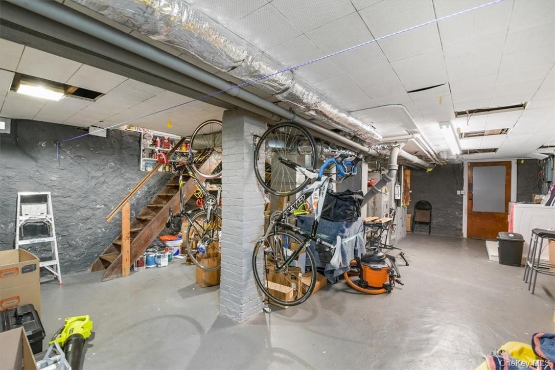 1 Bayview Avenue Unit: 2