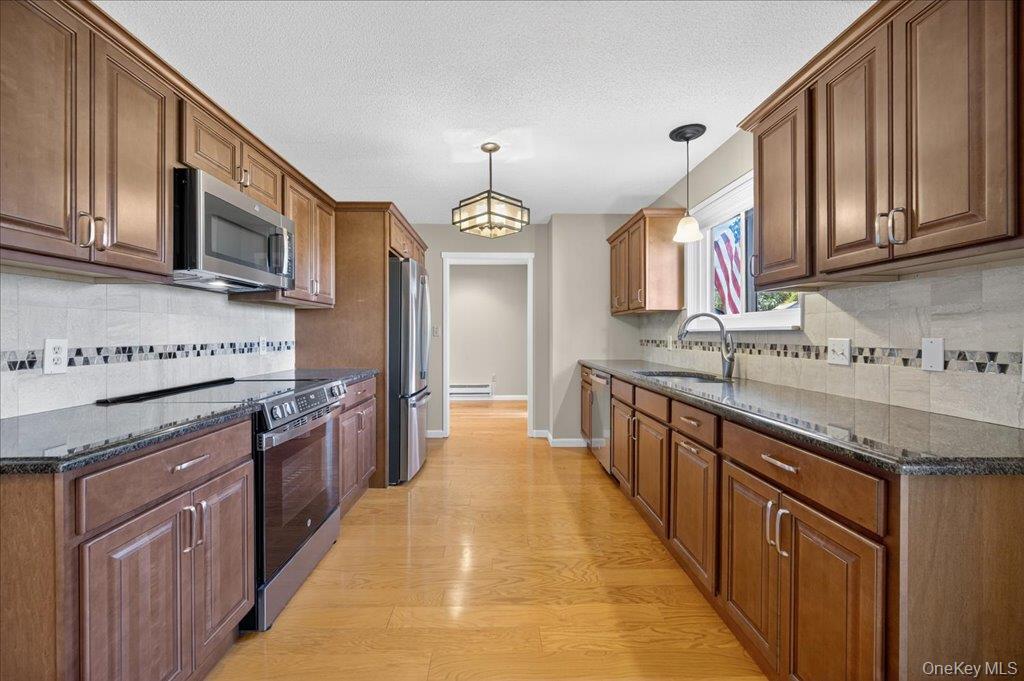 523 Heritage Hills Unit: B