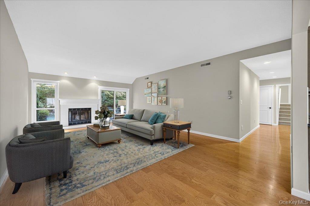 523 Heritage Hills Unit: B