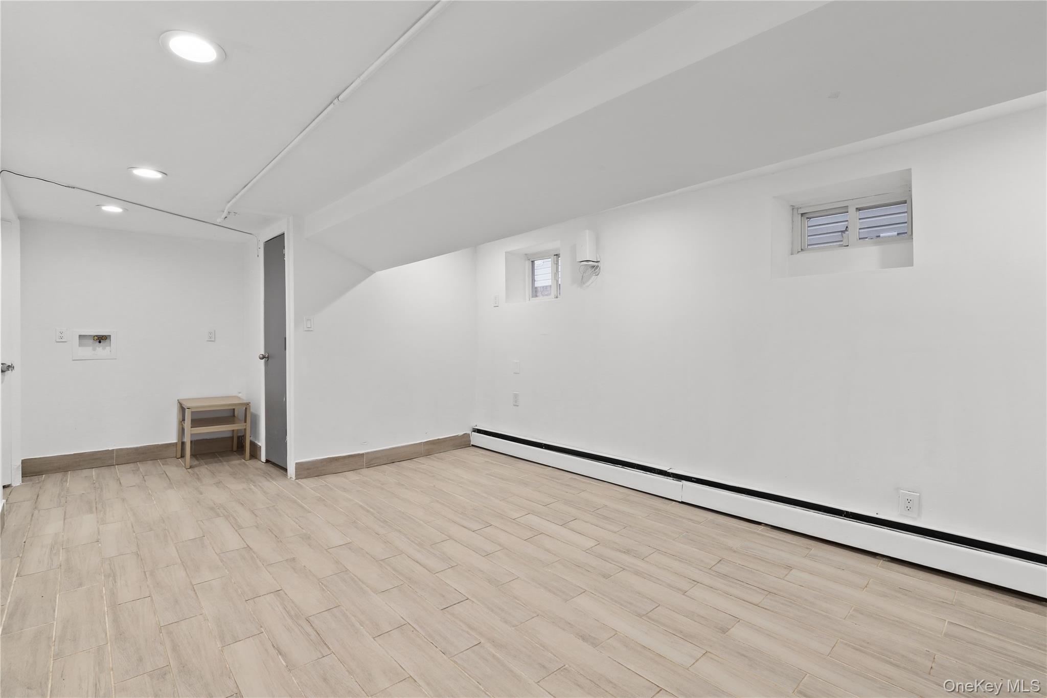 1631 Paulding Avenue