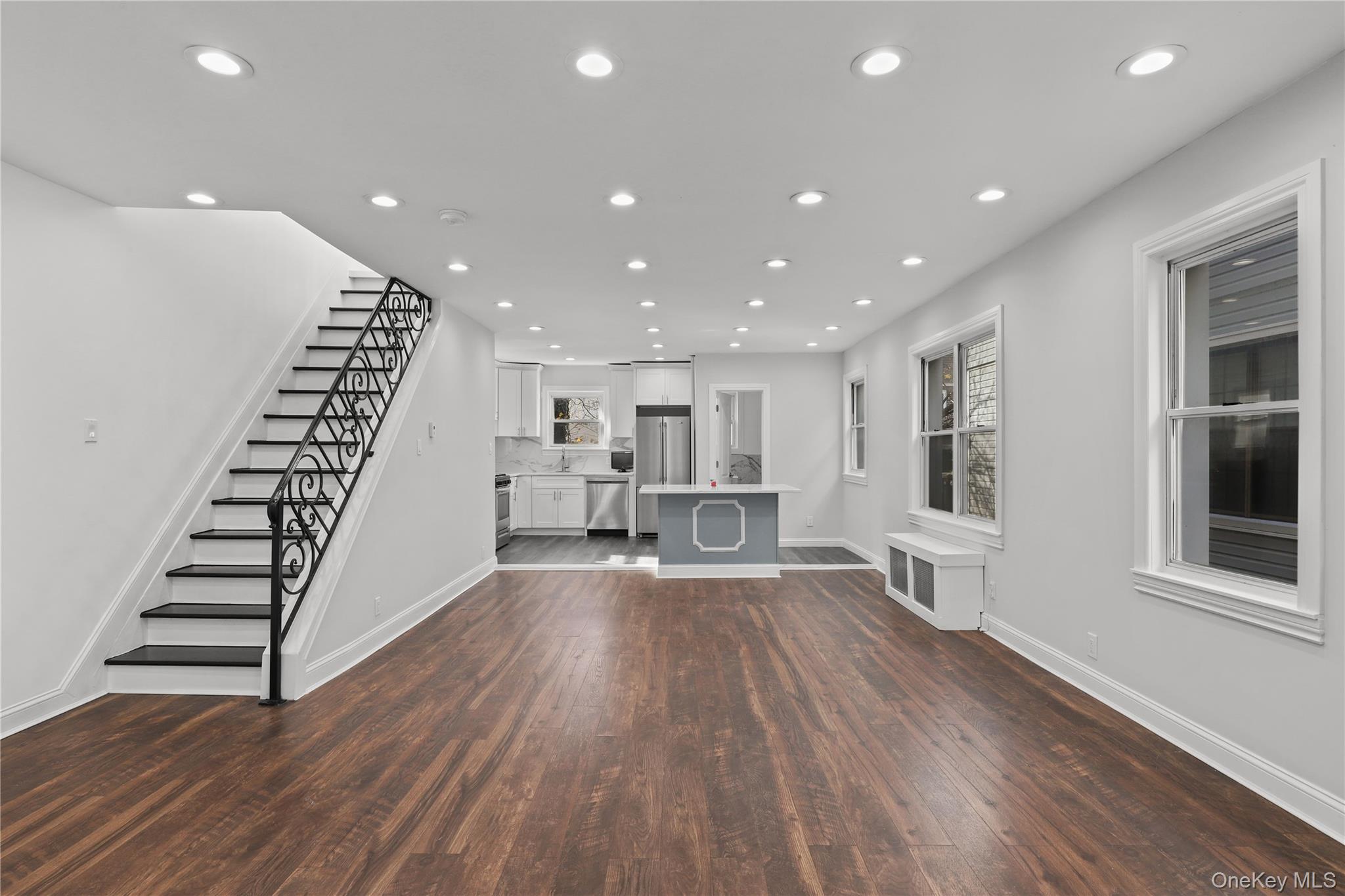 1631 Paulding Avenue