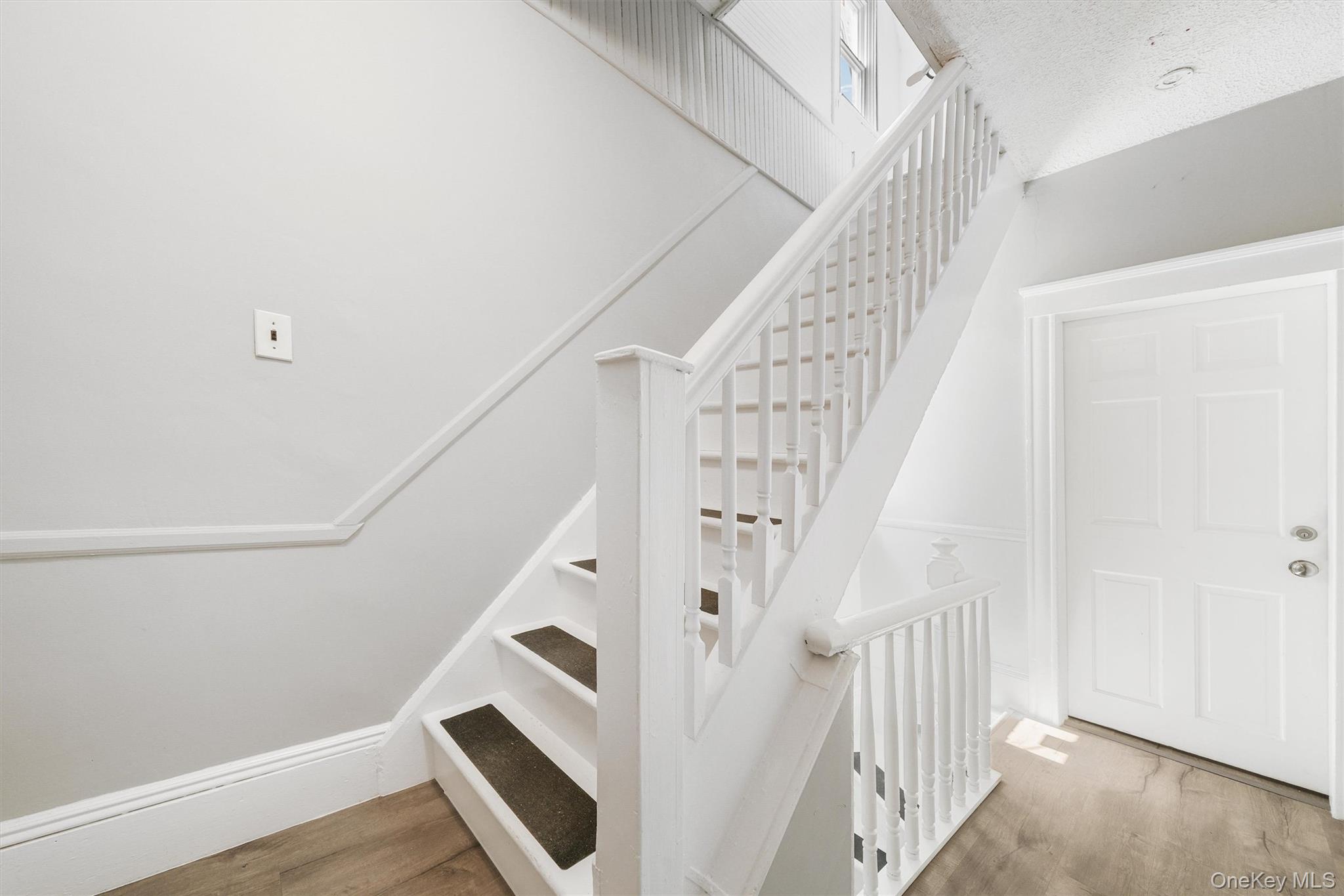 17 Lawrence Avenue Unit: 2