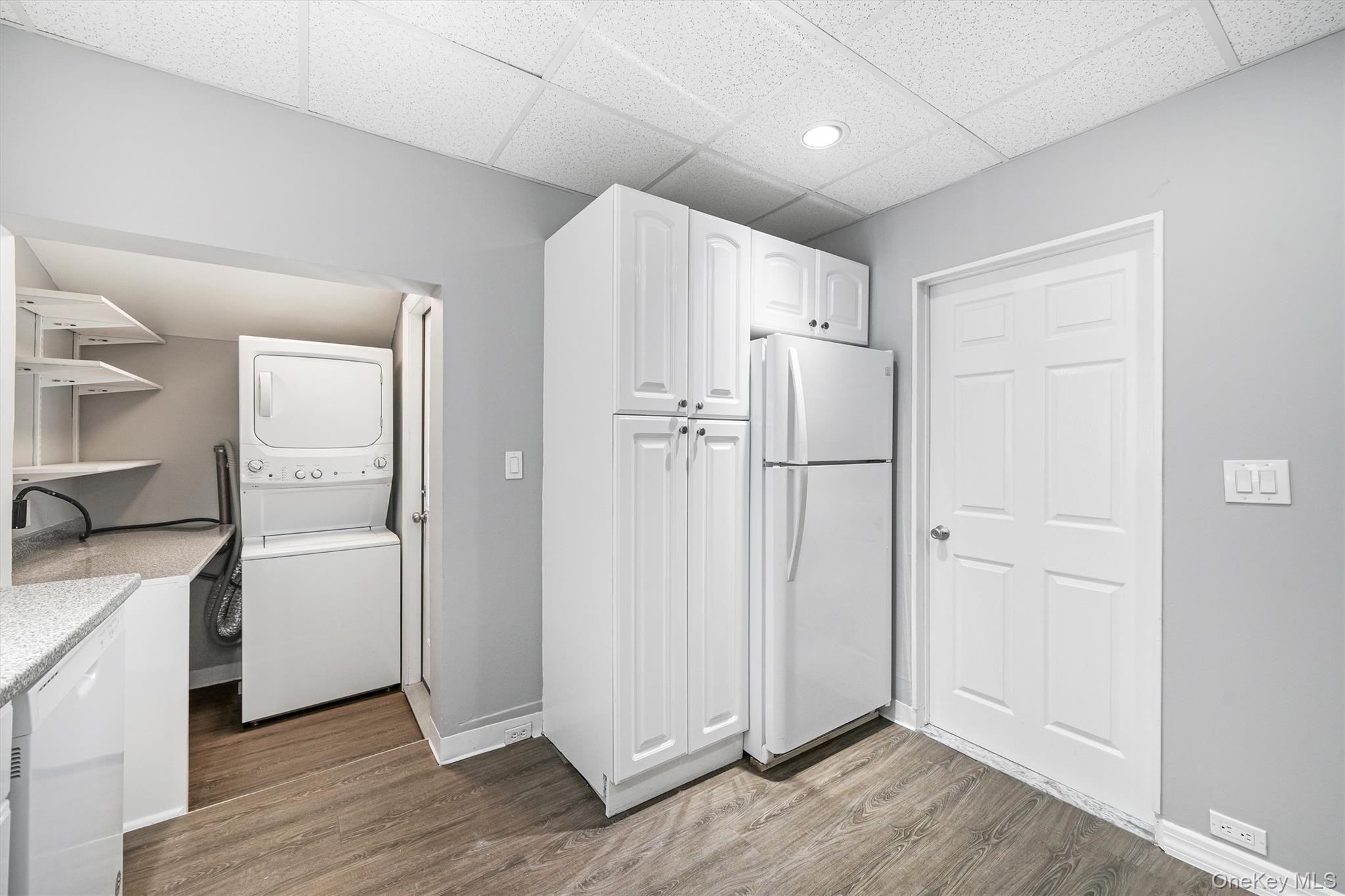 17 Lawrence Avenue Unit: 2