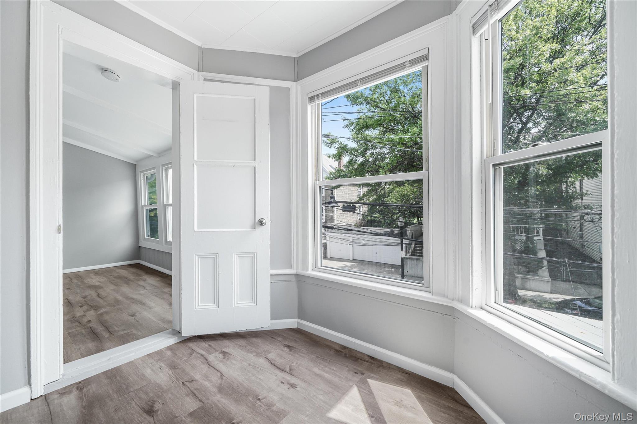 17 Lawrence Avenue Unit: 2