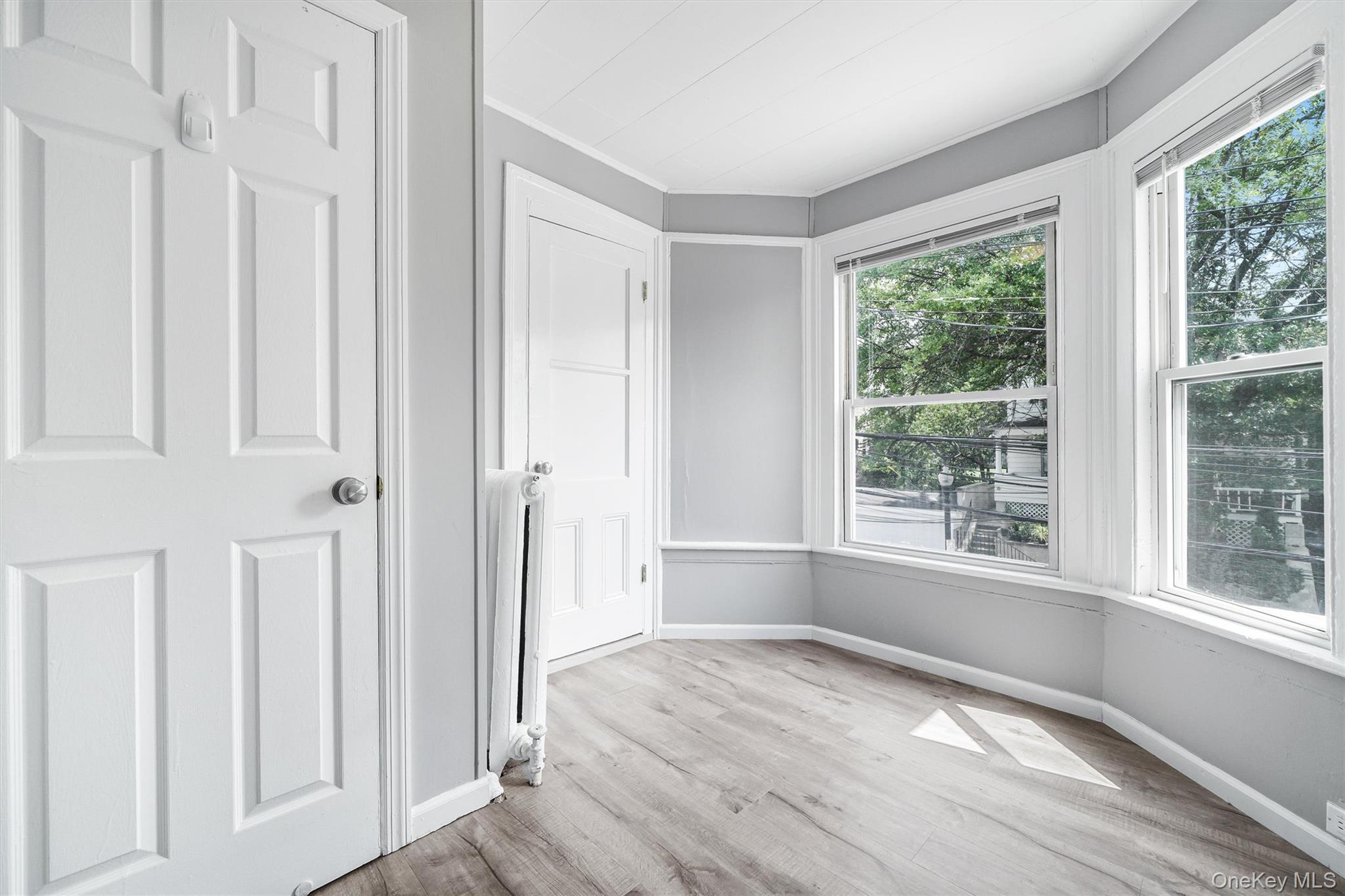 17 Lawrence Avenue Unit: 2