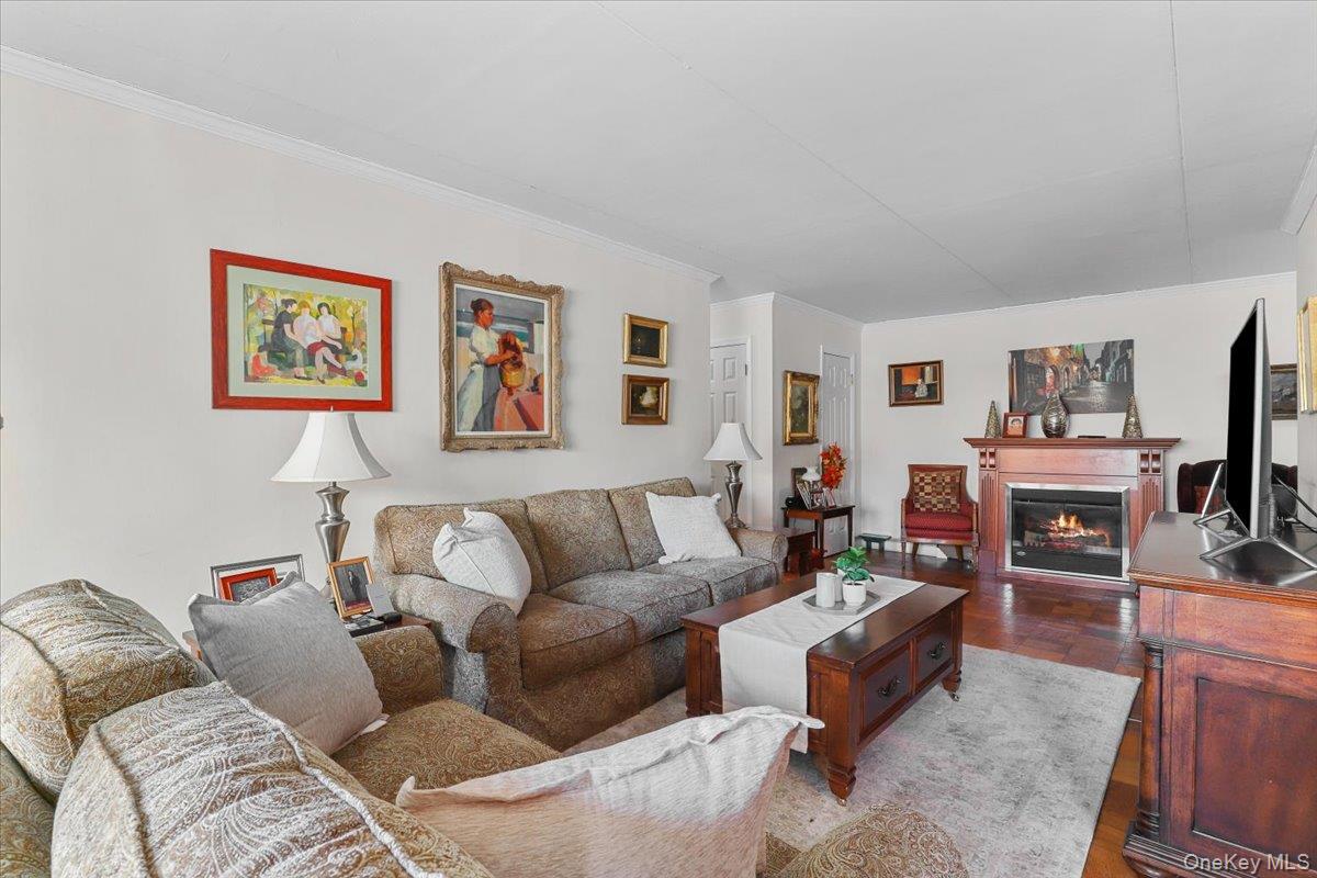 200 Diplomat Drive Unit: 8N