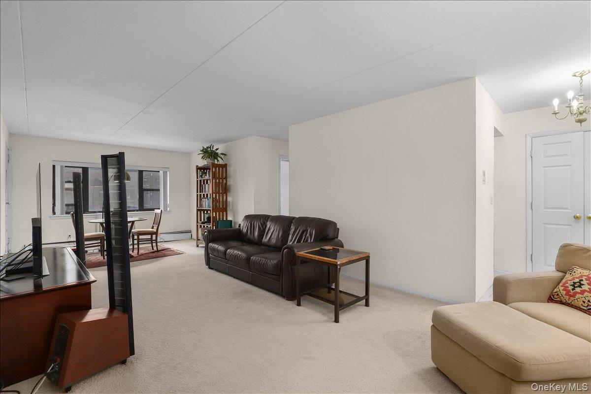 200 Diplomat Drive Unit: 3M